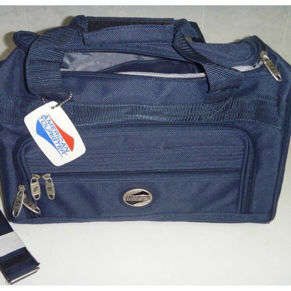 American Tourister carry-on OR weekend getaway bag (NWT) - Picture 2 of 2